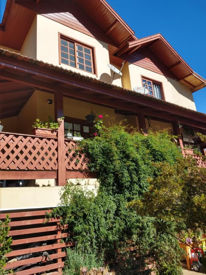 Hospedagem Dona Tania Canela Exterior photo